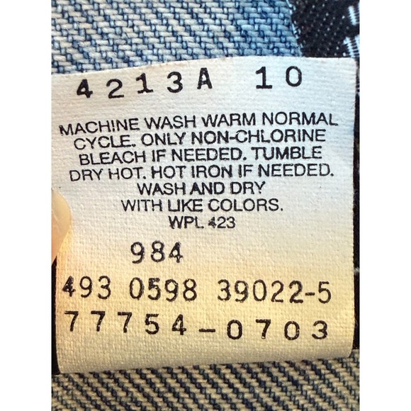 Vintage Levis‎ Womens Denim Vest Size L Harley Sturgis 2005 Biker Patches - Picture 7 of 11